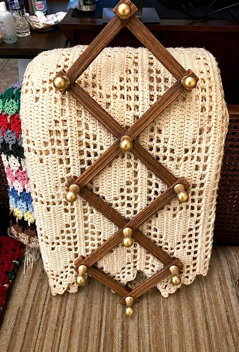 Solid Wood Expandable Rack With Gold Pegs